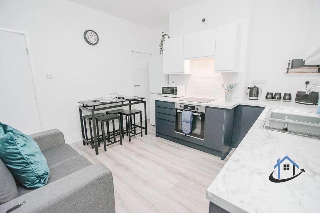 Villa Balby Casa Nr Doncaster Racecourse King Beds Street Parking Esterno foto