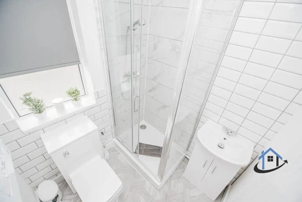 Villa Balby Casa Nr Doncaster Racecourse King Beds Street Parking Esterno foto